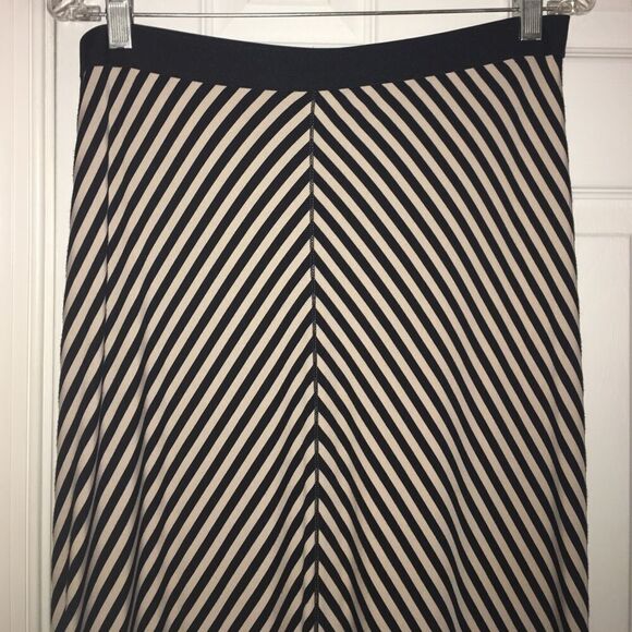 Max Edition maxi skirt, large, EUC - Picture 2 of 6